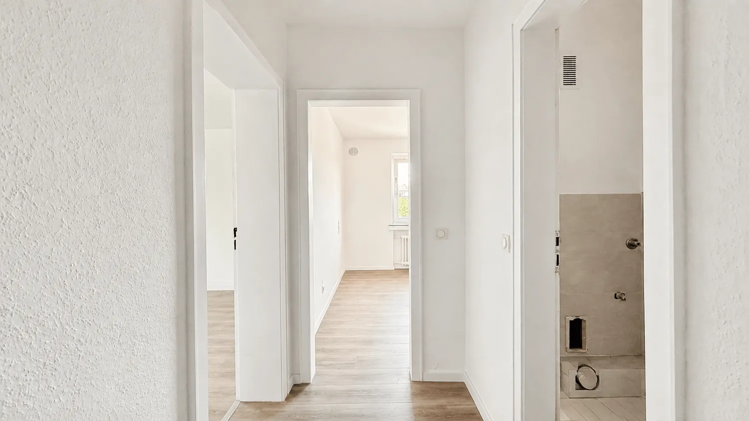 2 Zimmer Wohnung mit 60 m² in Oberhausen – Bild 4