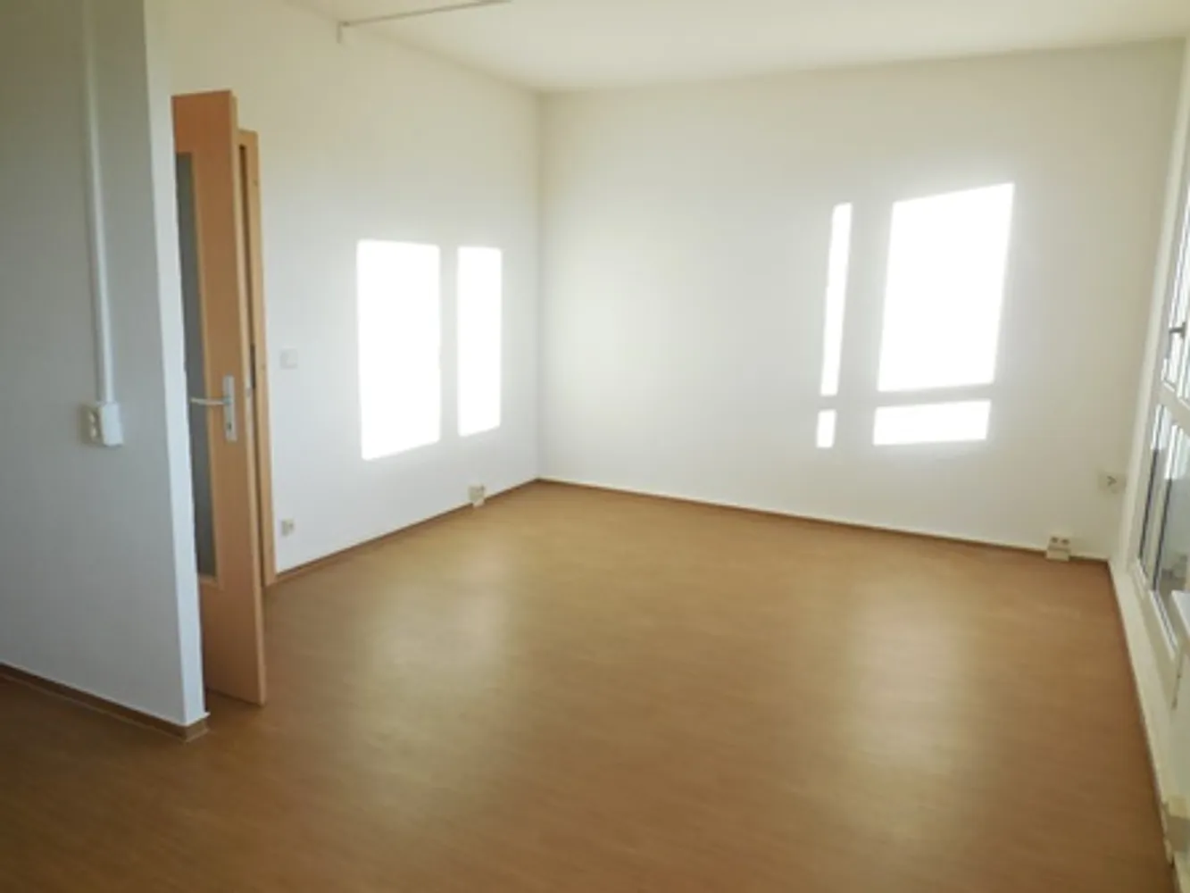 4 Zimmer Wohnung mit 64 m² in Dessau-Roßlau – Bild 2