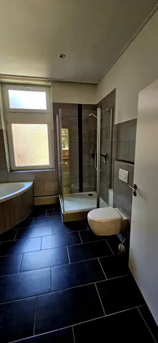 3 Zimmer Wohnung mit 105 m² in Duisburg – Bild 2