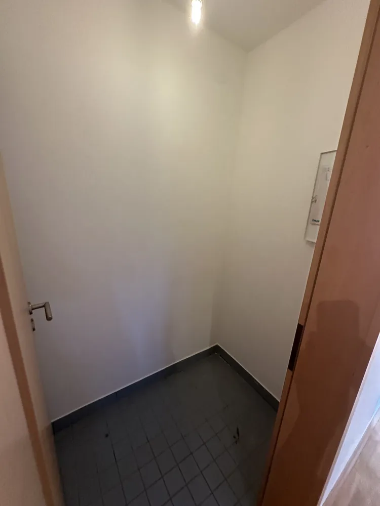 3 Zimmer Wohnung mit 88 m² in Frankfurt am Main – Bild 2