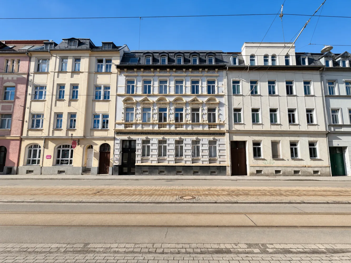 4 Zimmer Wohnung mit 108 m² in Gera – Bild 2
