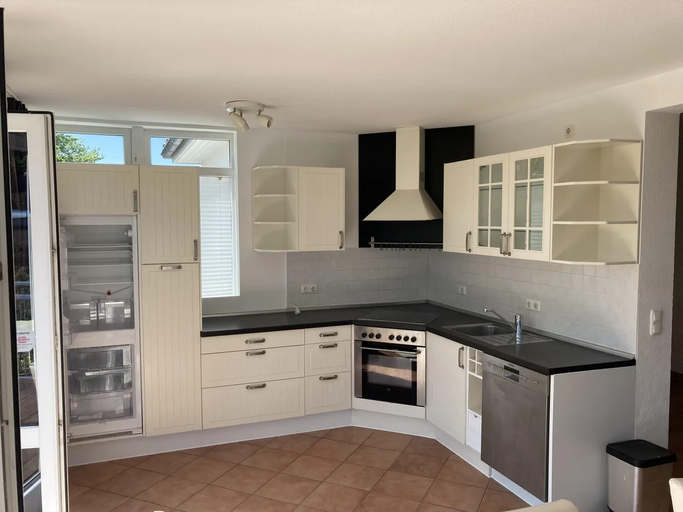 2 Zimmer Wohnung mit 80 m² in Hamburg – Bild 4