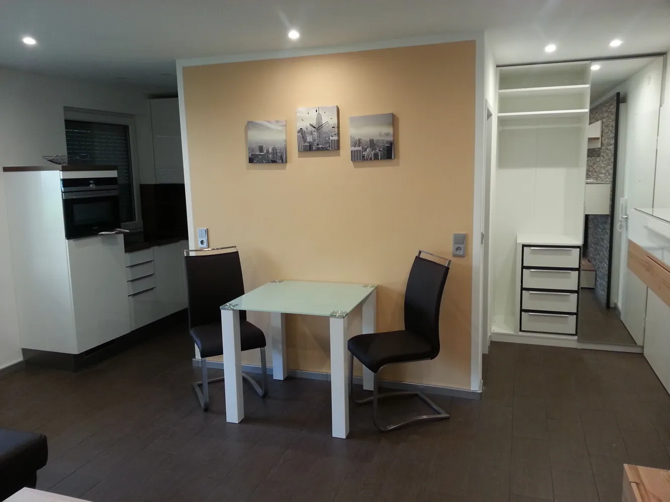 2 Zimmer Wohnung mit 48 m² in München – Bild 2