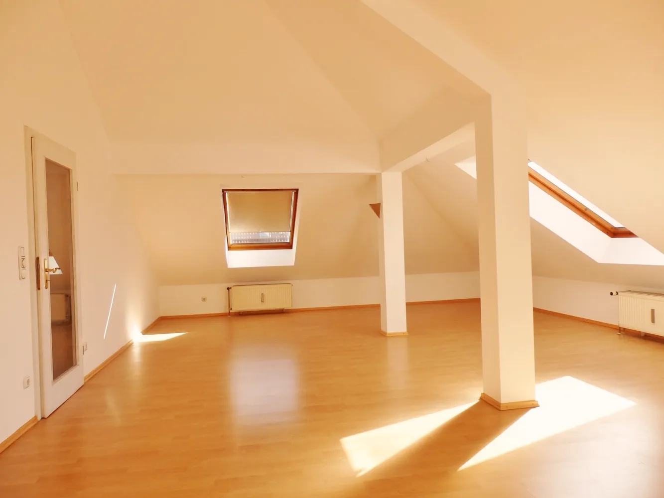 2 Zimmer Wohnung mit 80 m² in München – Bild 7