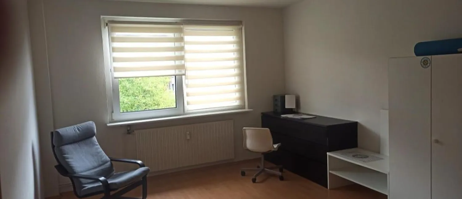 2 Zimmer Wohnung mit 67 m² in Duisburg – Bild 2