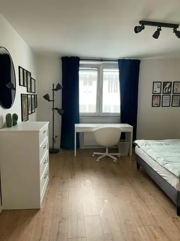 WG-Zimmer mit 25 m² in Frankfurt am Main – Bild 1
