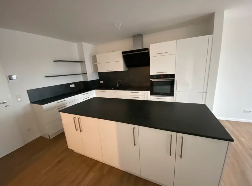 5 Zimmer Wohnung mit 120 m² in Deggendorf – Bild 2