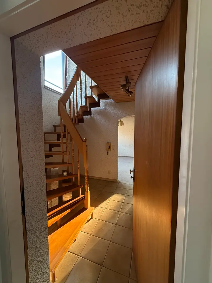 3 Zimmer Wohnung mit 90 m² in Leonberg – Bild 2