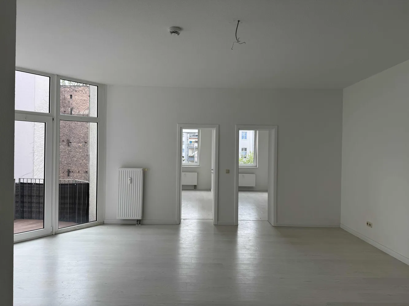 4 Zimmer Wohnung mit 92 m² in Halle (Saale) – Bild 1
