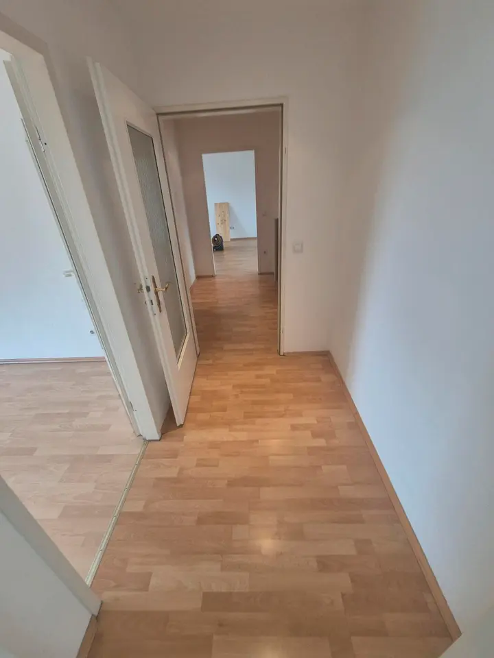 3 Zimmer Wohnung mit 70 m² in Wuppertal – Bild 4