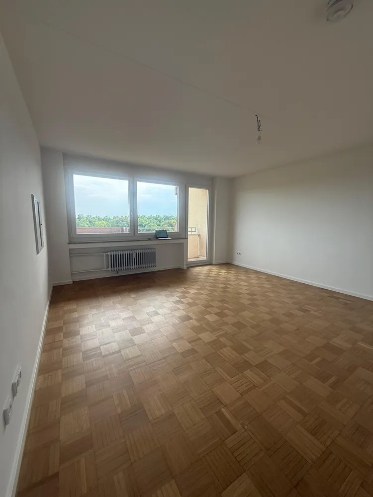 3 Zimmer Wohnung mit 81 m² in München – Bild 2