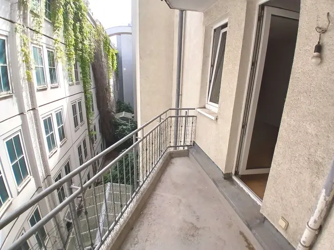 2 Zimmer Wohnung mit 96 m² in Berlin – Bild 5