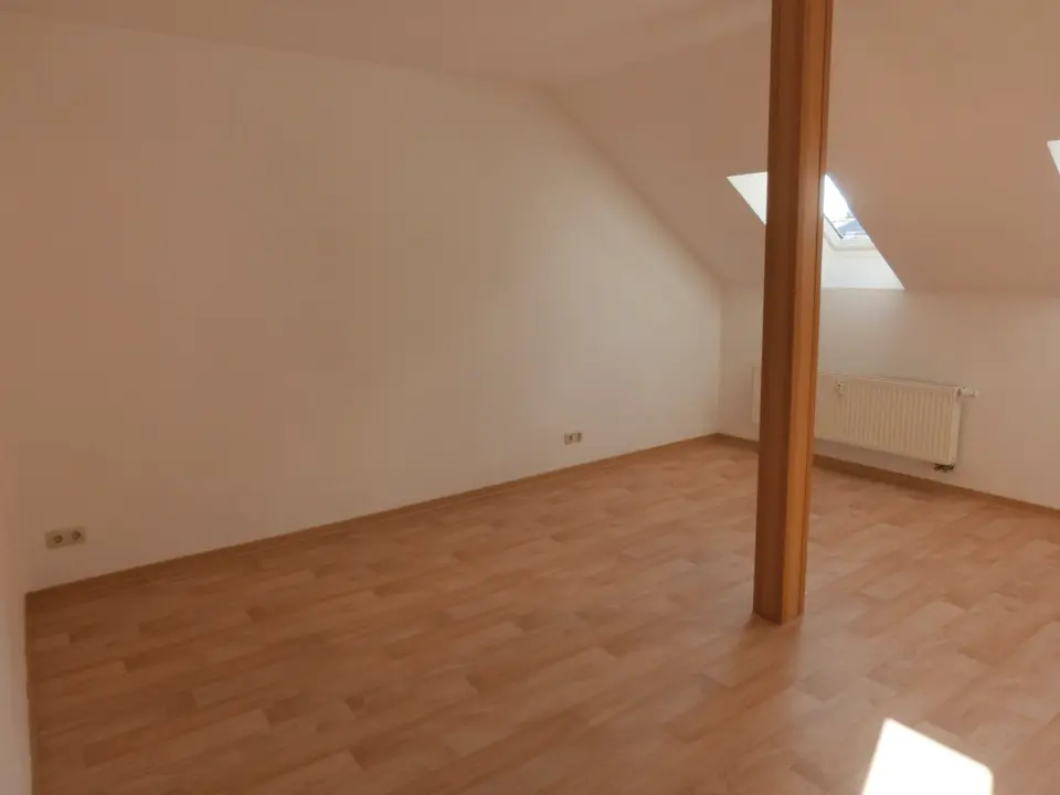 2 Zimmer Wohnung mit 60 m² in Altenburg – Bild 7