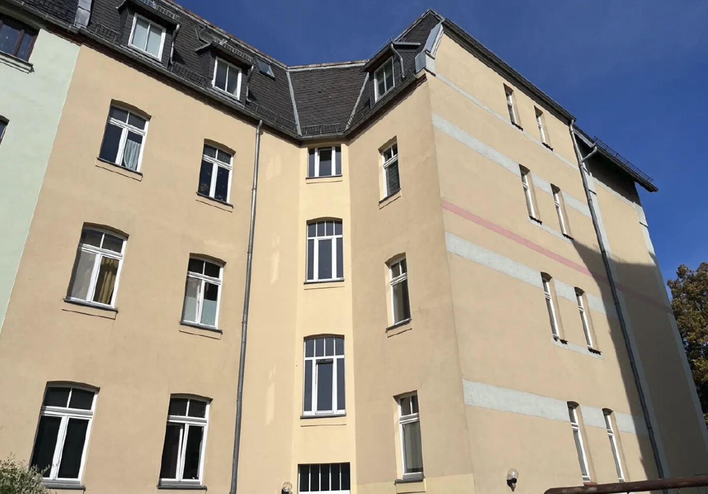 2 Zimmer Wohnung mit 76 m² in Zwickau – Bild 8