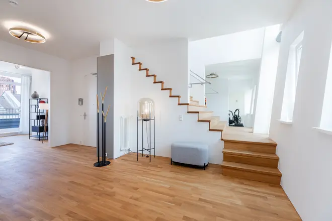 6 Zimmer Wohnung mit 334 m² in Frankfurt am Main – Bild 5