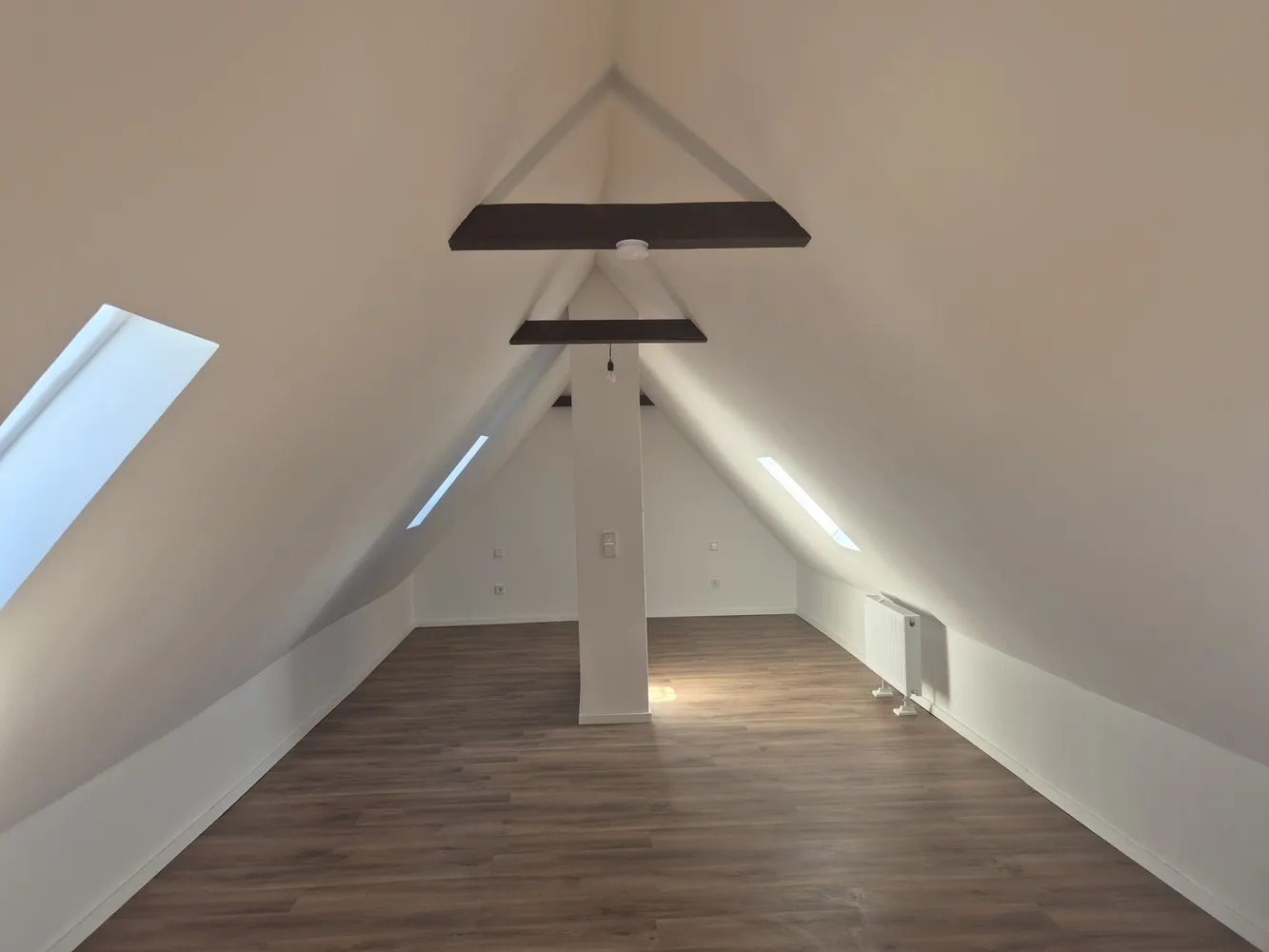 5 Zimmer Wohnung mit 97 m² in Köln – Bild 1