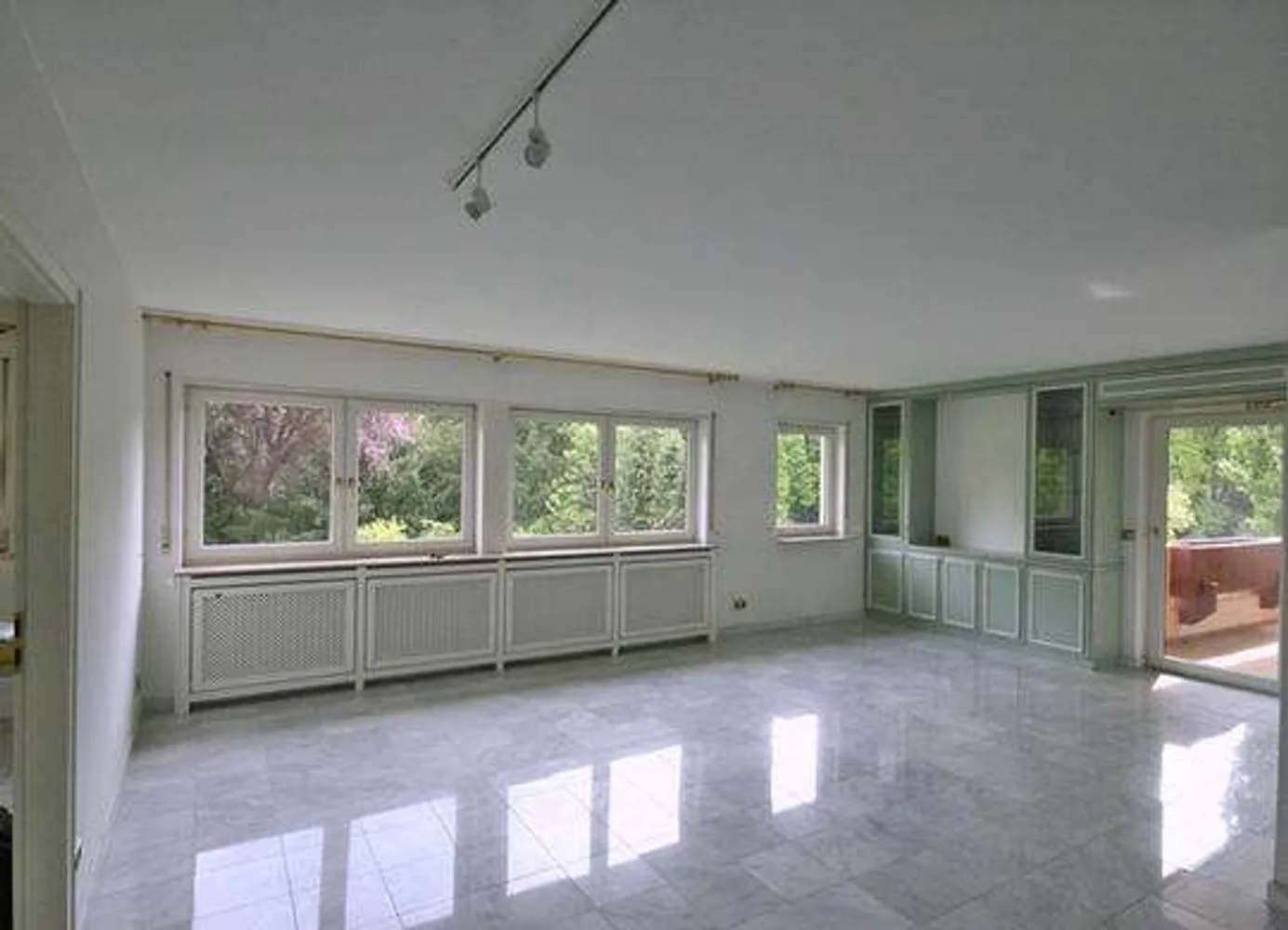 3 Zimmer Wohnung mit 110 m² in Mannheim – Bild 2