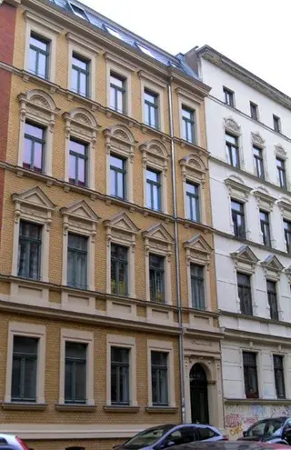 5 Zimmer Wohnung mit 153 m² in Halle (Saale) – Bild 1