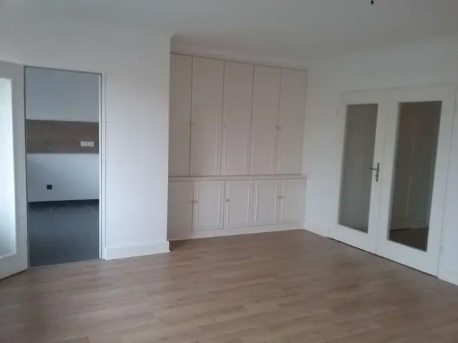 6 Zimmer Wohnung mit 138 m² in Düsseldorf – Bild 11