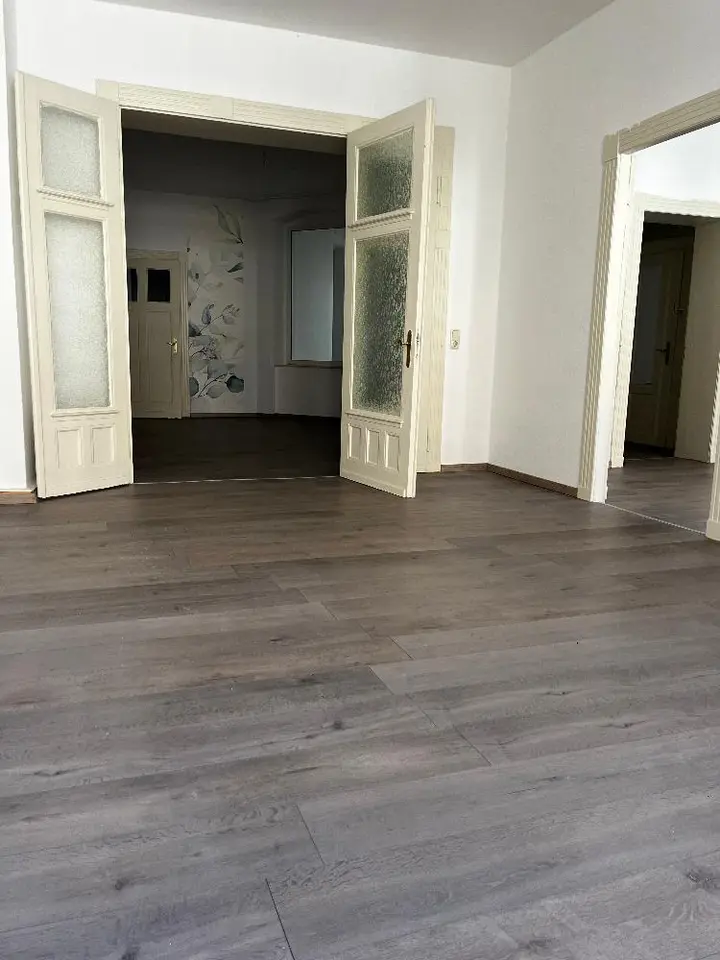 4 Zimmer Wohnung mit 130 m² in Weißenfels – Bild 5