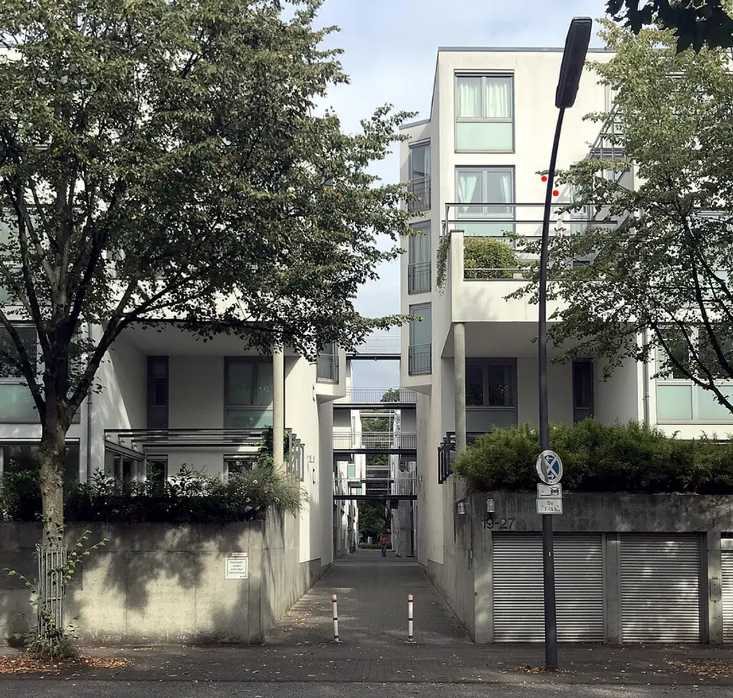 2 Zimmer Wohnung mit 84 m² in Hamburg – Bild 4