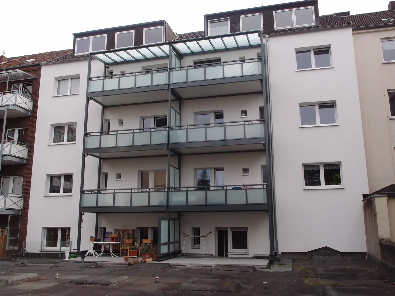 3 Zimmer Wohnung mit 74 m² in Krefeld – Bild 2