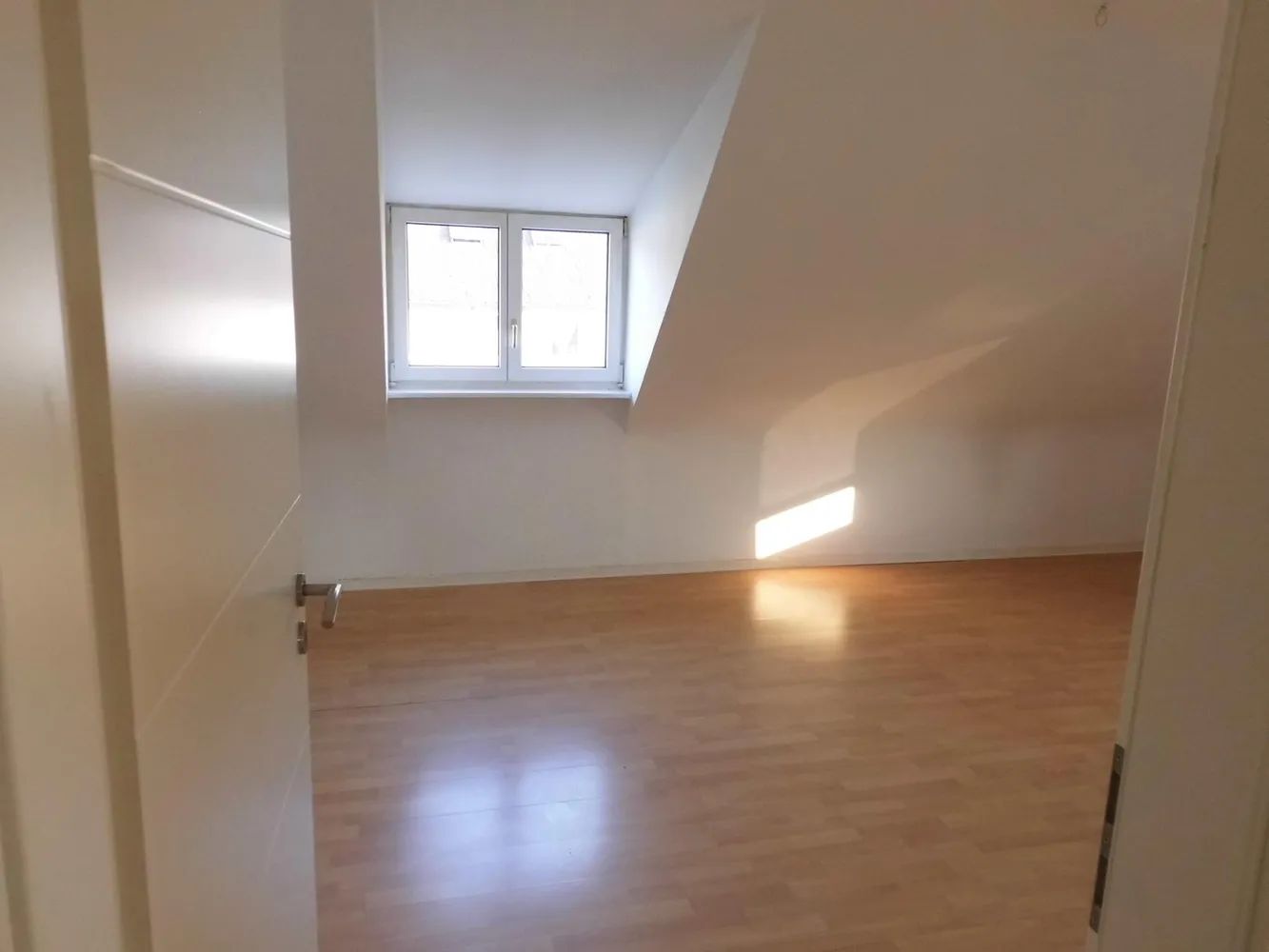 2 Zimmer Wohnung mit 45 m² in Stuttgart – Bild 4