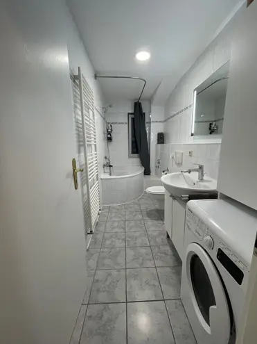 2 Zimmer Wohnung mit 50 m² in München – Bild 4