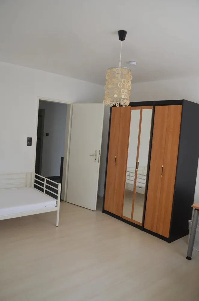 4 Zimmer Wohnung mit 94 m² in Frankfurt am Main – Bild 5