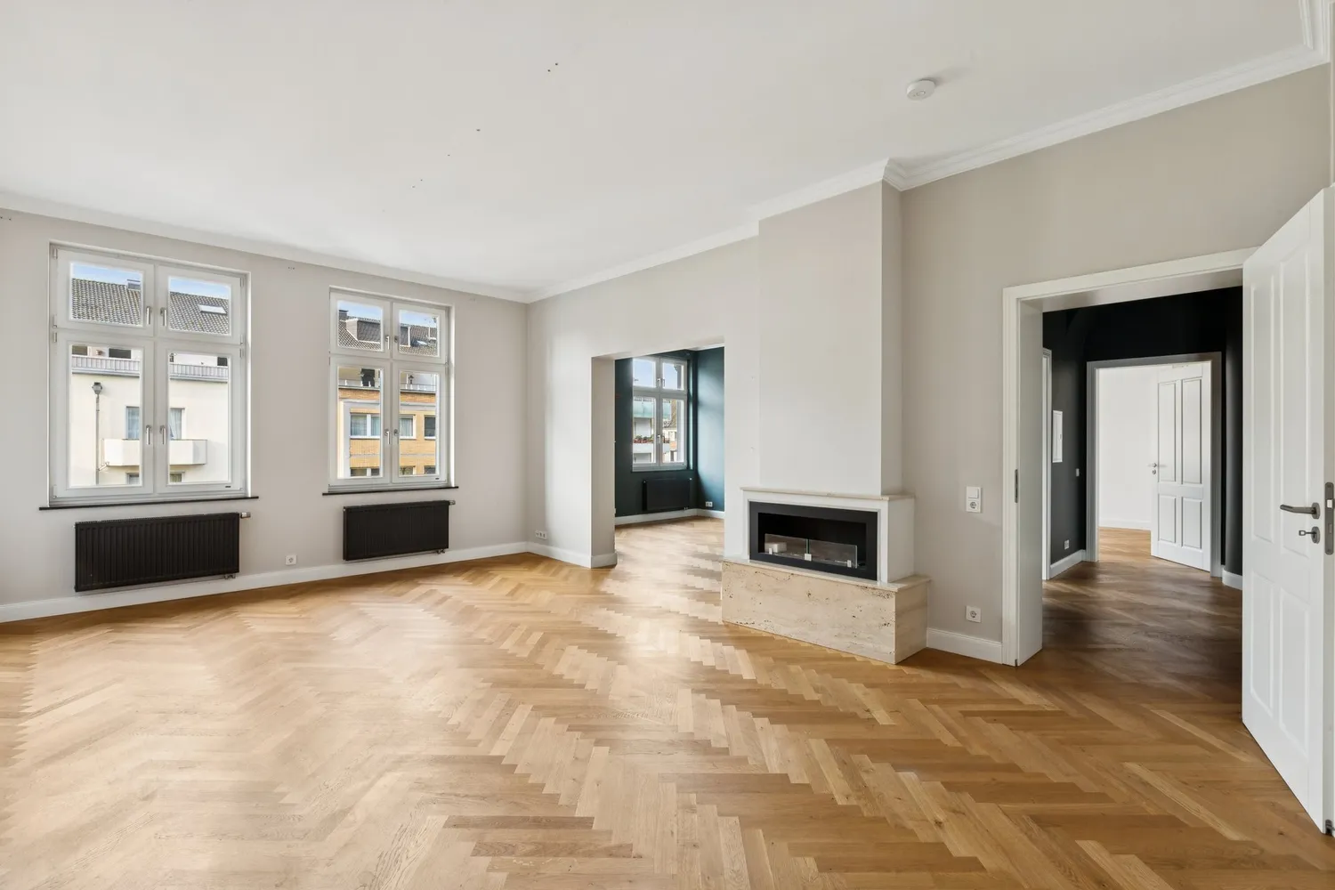 5 Zimmer Wohnung mit 185 m² in Düsseldorf – Bild 2