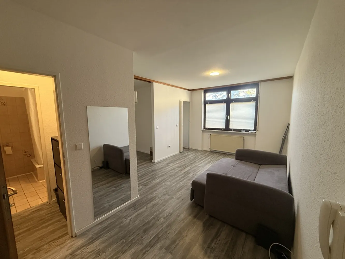 2 Zimmer Wohnung mit 30 m² in Ludwigshafen am Rhein – Bild 3