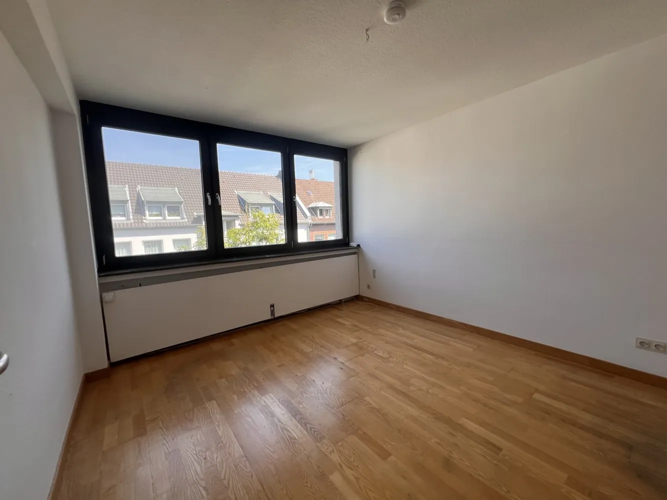 3 Zimmer Wohnung mit 97 m² in Neuss – Bild 3