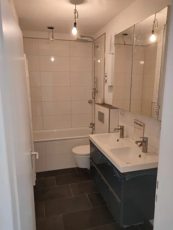 4 Zimmer Wohnung mit 95 m² in Wuppertal – Bild 1