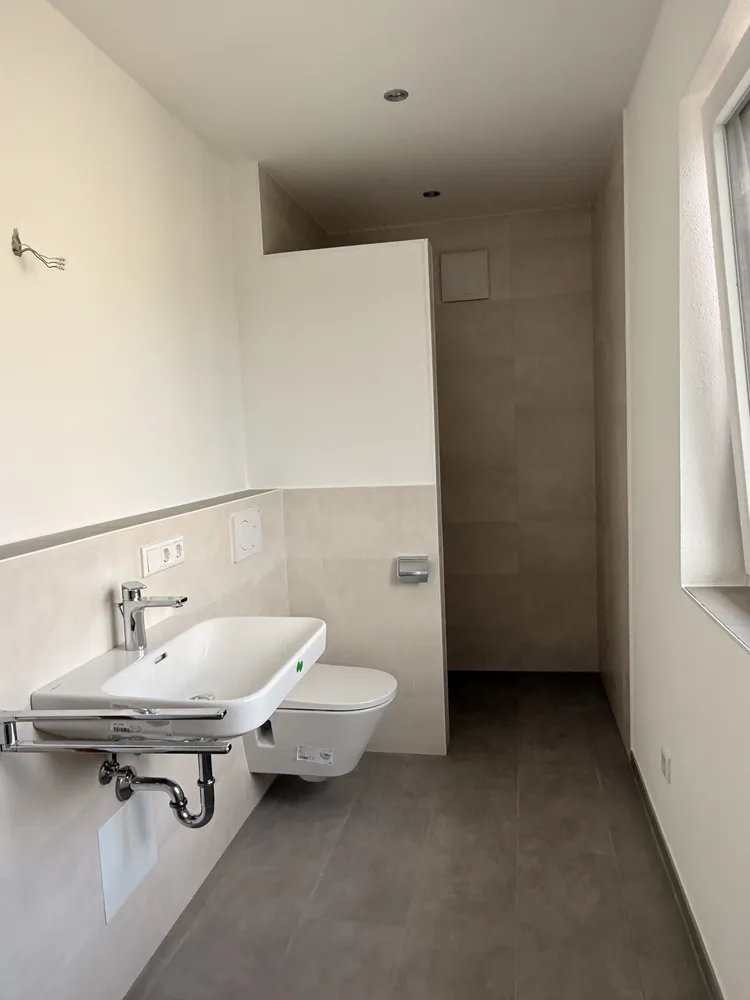 4 Zimmer Wohnung mit 98 m² in München – Bild 3