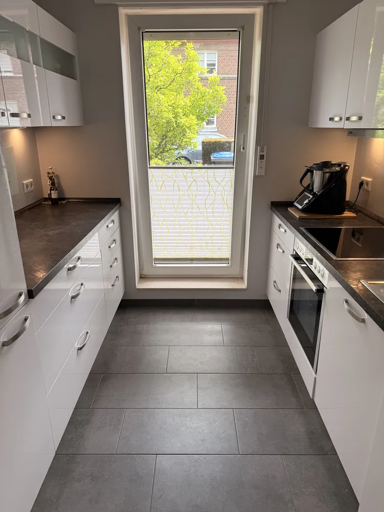 3 Zimmer Wohnung mit 130 m² in Düsseldorf – Bild 2
