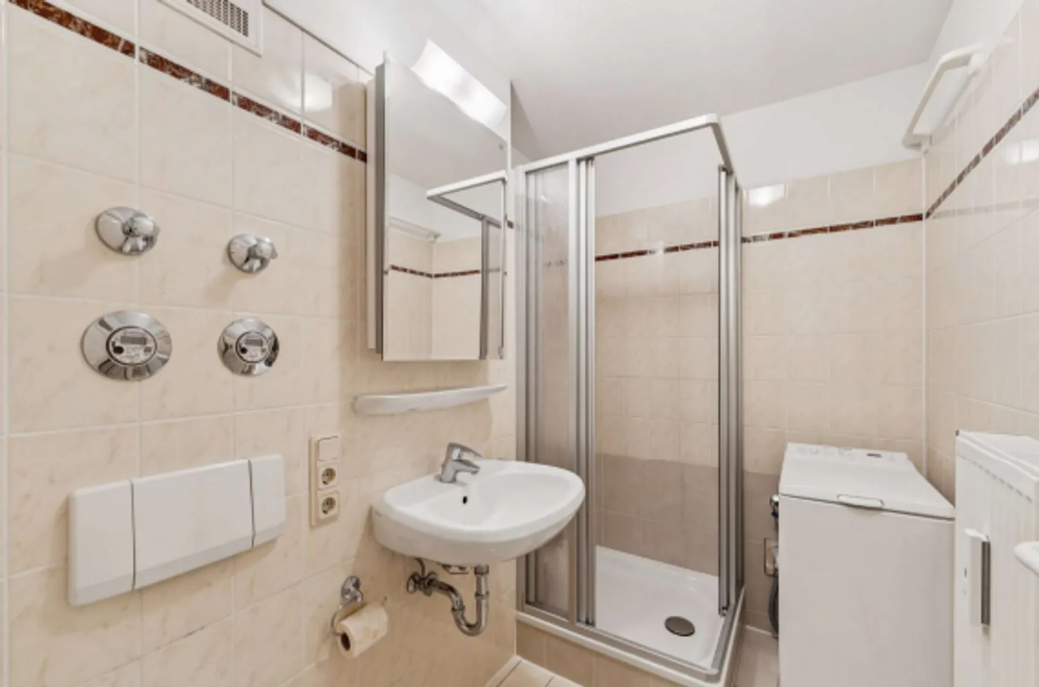 1 room apartment with 37 m² in Munich – Photo 5