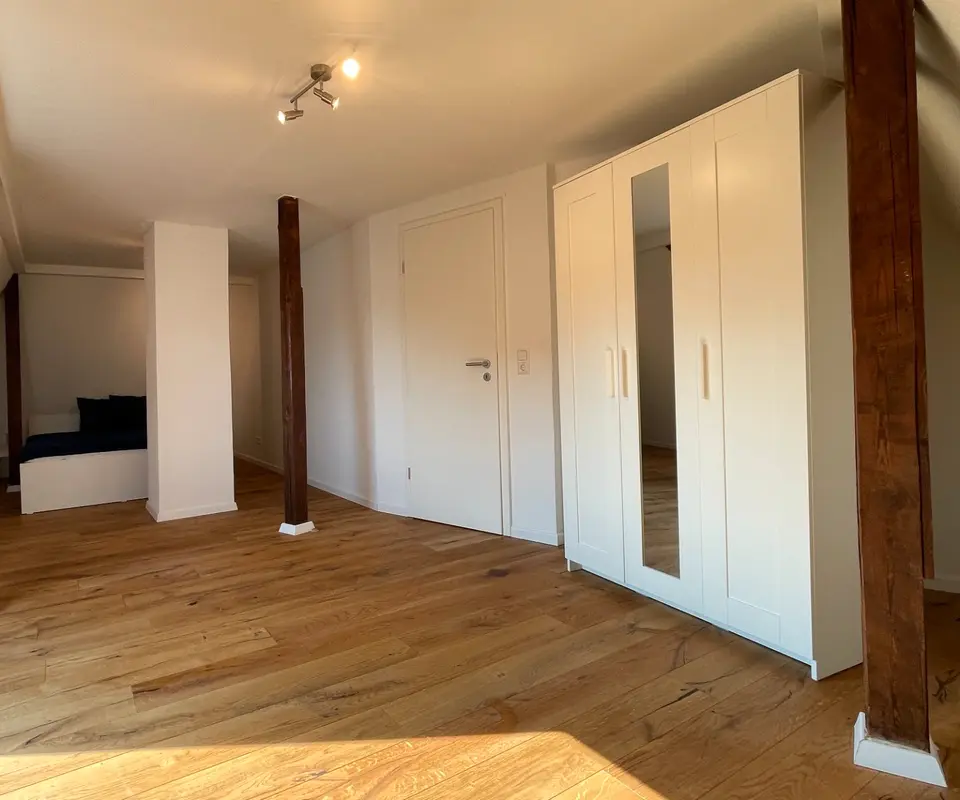WG-Zimmer mit 157 m² in Kornwestheim – Bild 3
