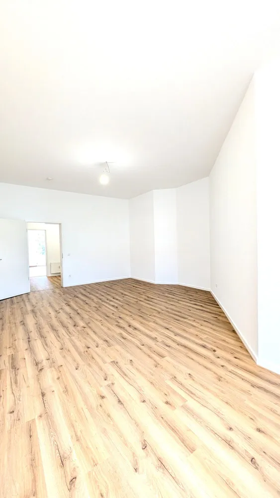 6 Zimmer Wohnung mit 245 m² in Leipzig – Bild 10