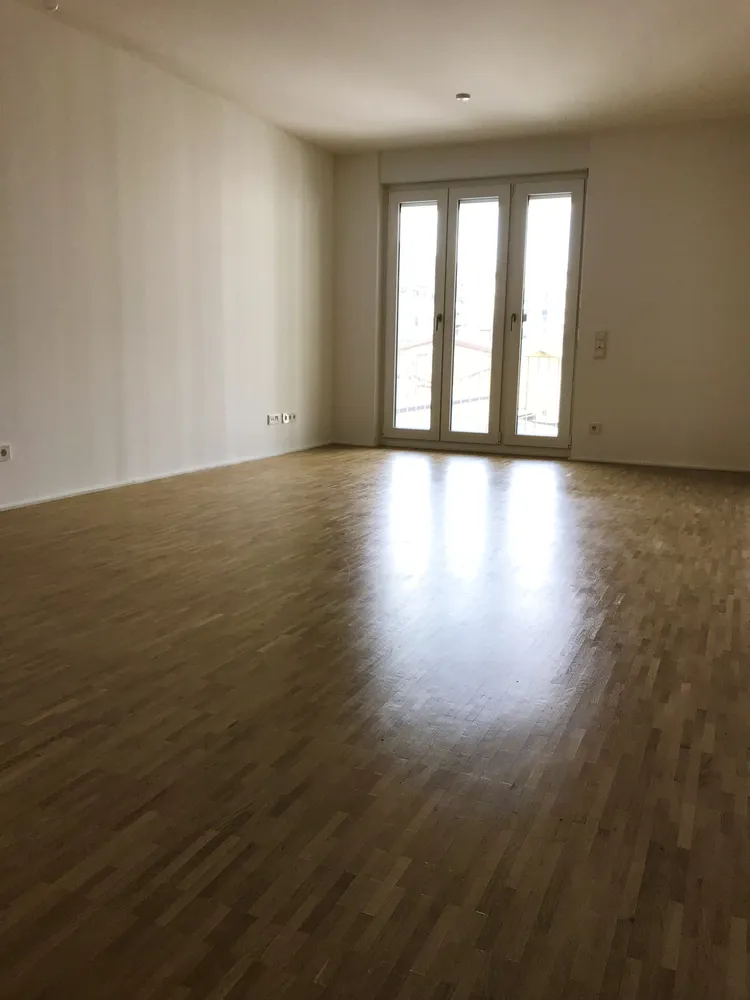 3 Zimmer Wohnung mit 91 m² in Frankfurt am Main – Bild 2