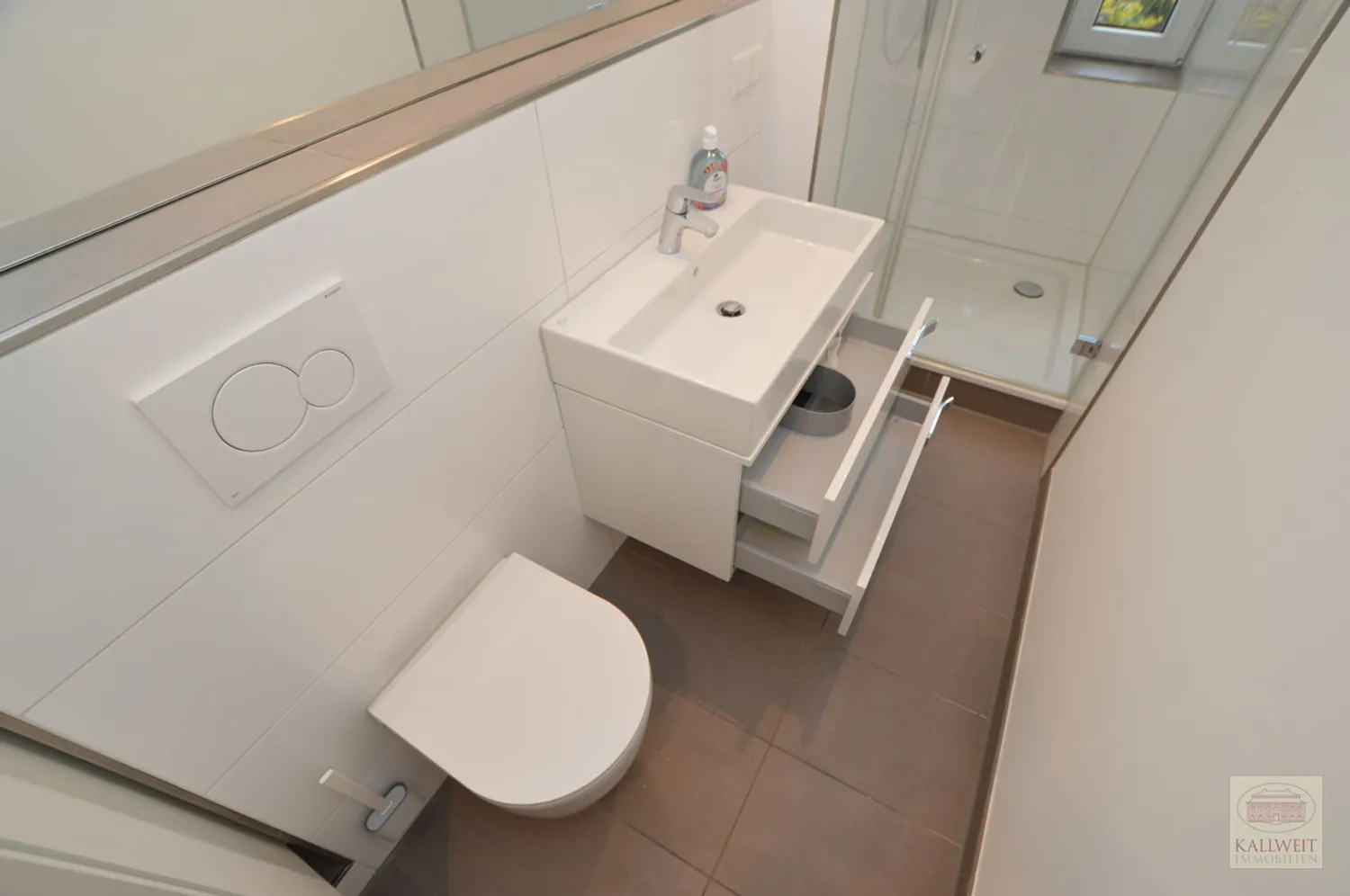 2 Zimmer Wohnung mit 62 m² in Düsseldorf – Bild 4