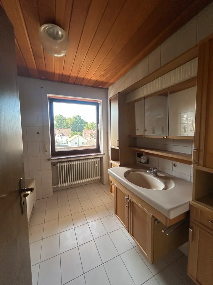 6 Zimmer Wohnung mit 130 m² in Donauwörth – Bild 5