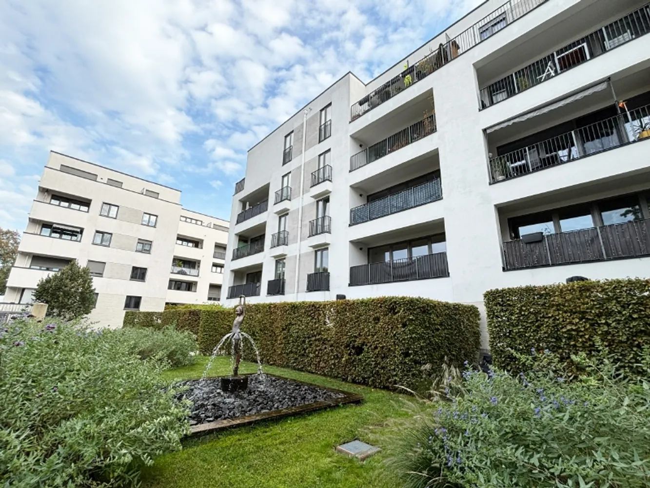 4 Zimmer Wohnung mit 103 m² in Dresden – Bild 1