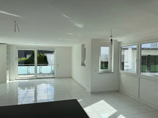 6 Zimmer Wohnung mit 142 m² in Stuttgart – Bild 5