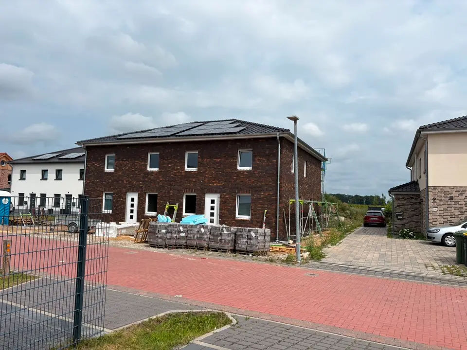 6 Zimmer Haus mit 142 m² in Walsrode – Bild 2