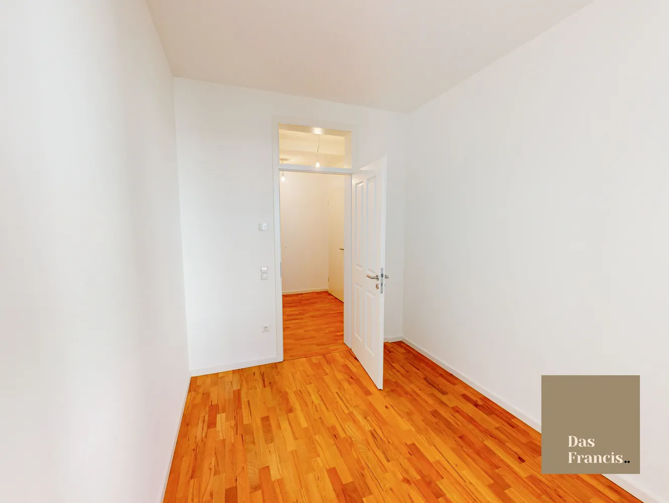 2 Zimmer Wohnung mit 99 m² in Karlsruhe – Bild 7