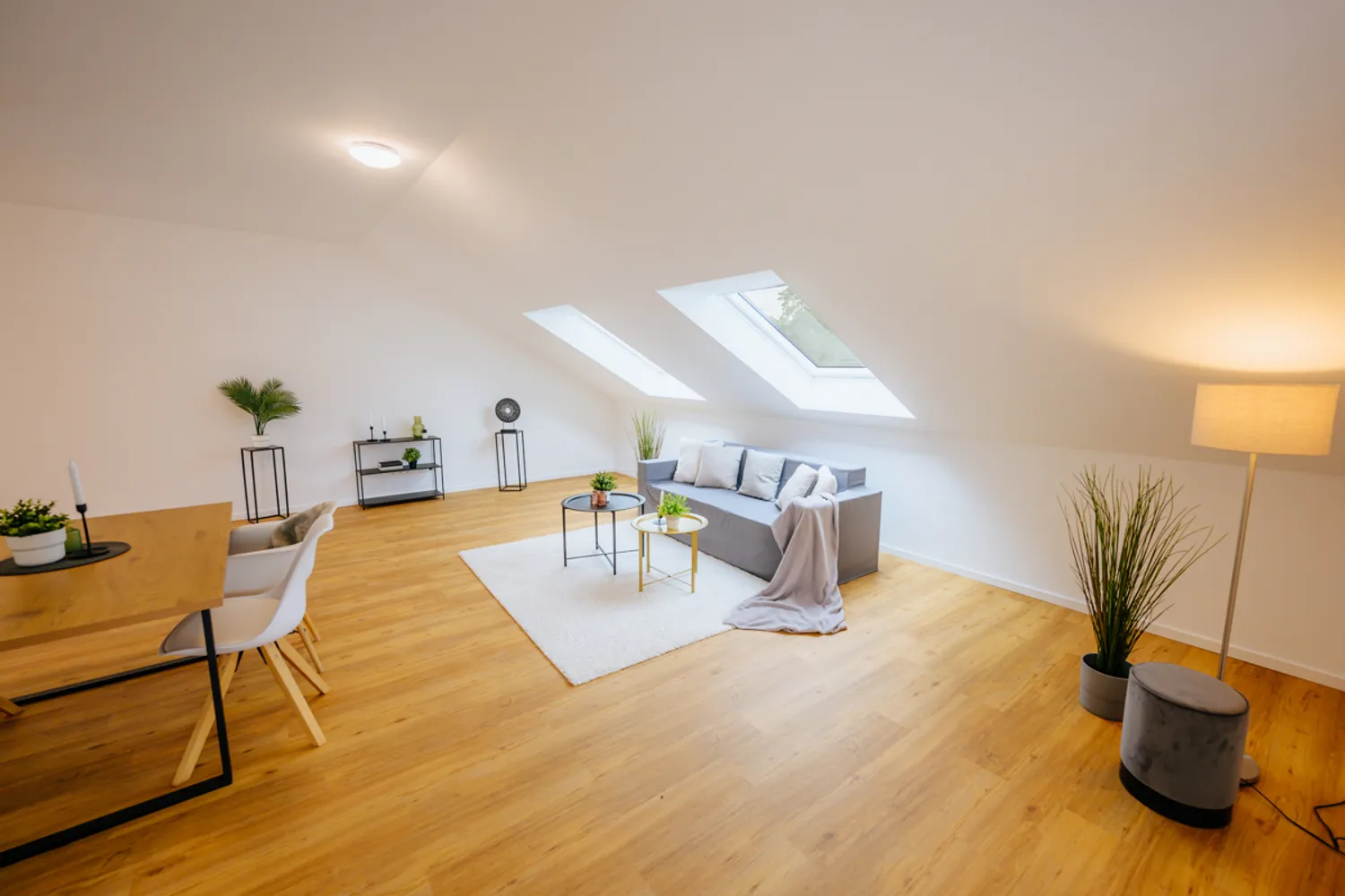 2 Zimmer Wohnung mit 83 m² in Bielefeld – Bild 2