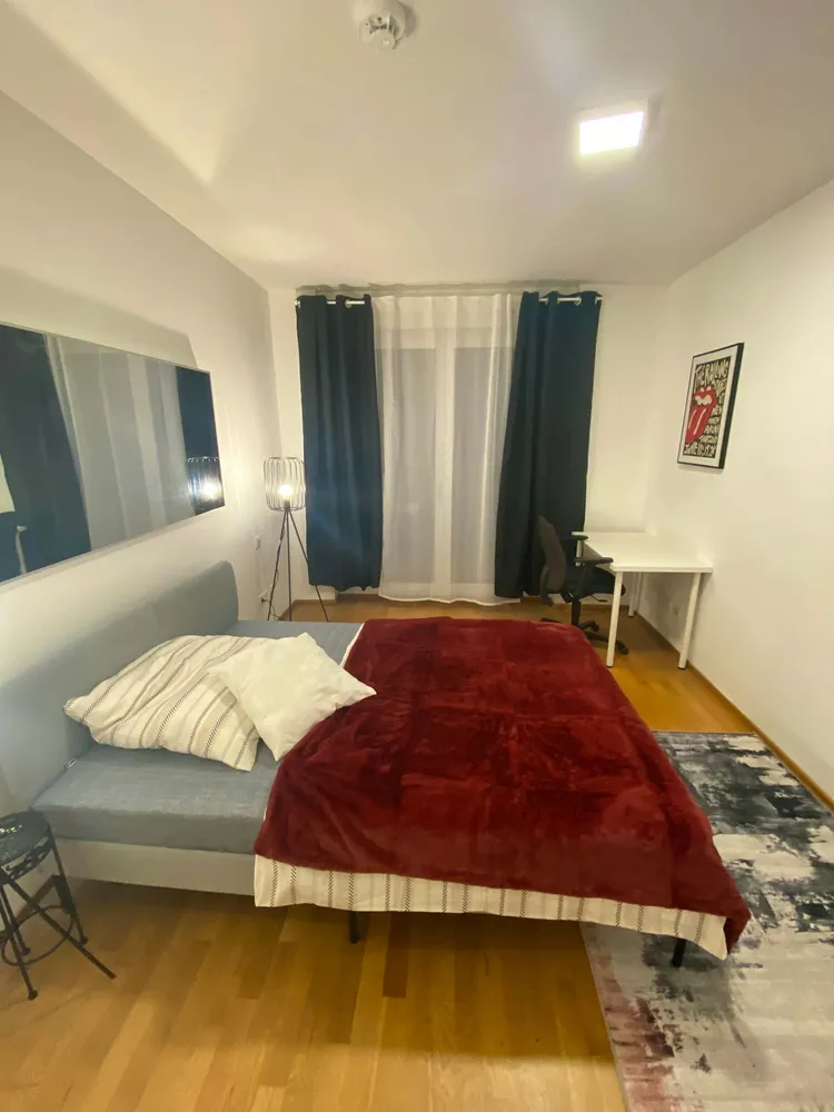 Shared room with 17 m² in Munich – Photo 1