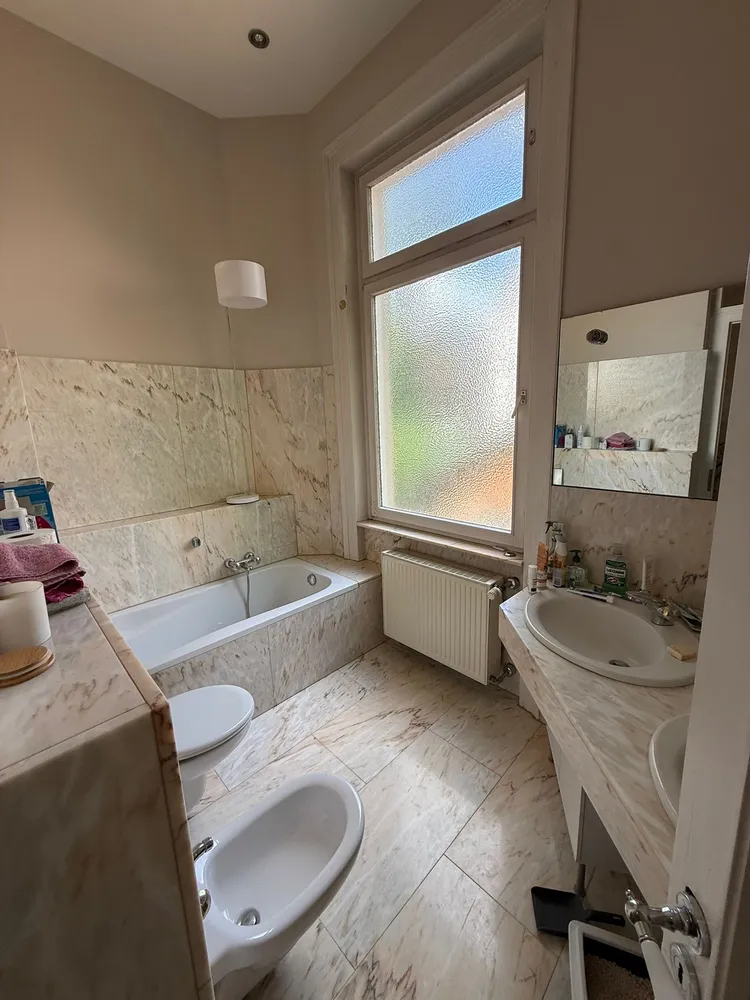 6 Zimmer Wohnung mit 200 m² in Wiesbaden – Bild 10