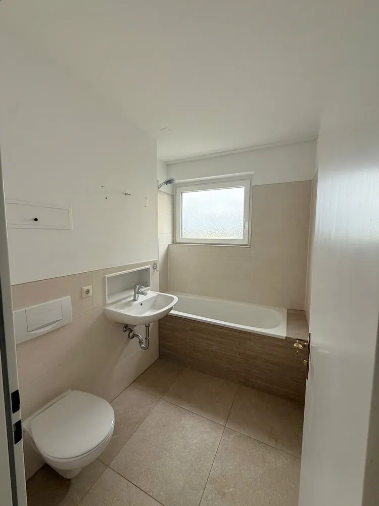 2 Zimmer Wohnung mit 58 m² in München – Bild 2