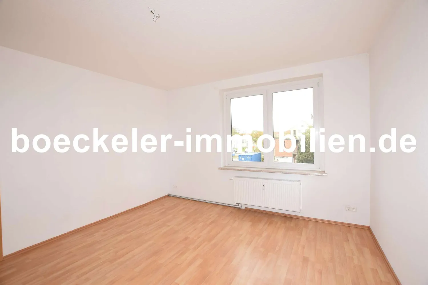 2 Zimmer Wohnung mit 75 m² in Weißenfels – Bild 1